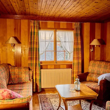 Bouton D Or Alpstuga