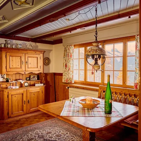 Bouton D Or Alpstuga *